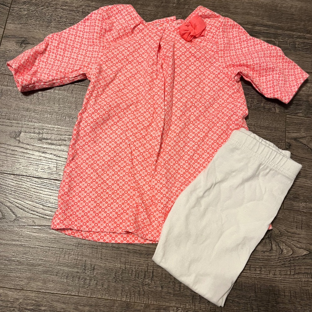 NWOT carters 3t outfit